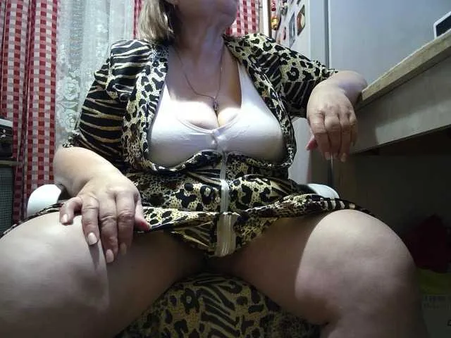 Live sex webcam photo for marusa0 #292647042