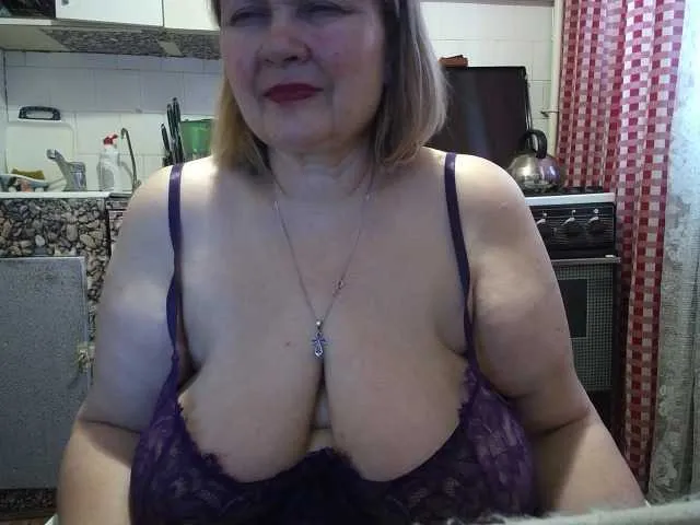 Live sex webcam photo for marusa0 #292999707