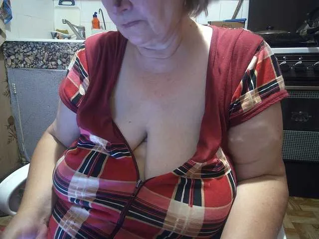 Live sex webcam photo for marusa0 #293955863