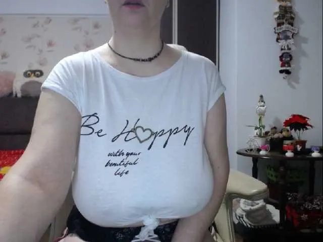 Live sex webcam photo for mary-x #272433947