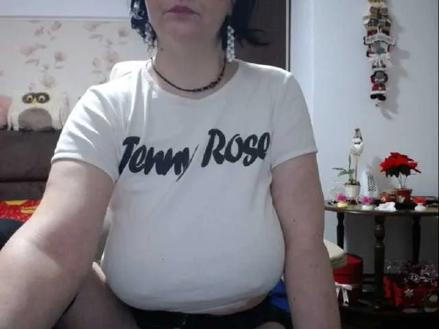 Live sex webcam photo for mary-x #272998722