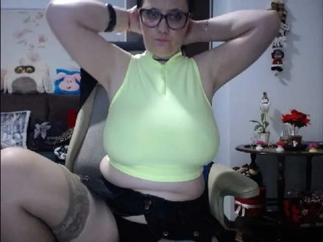 Live sex webcam photo for mary-x #273434621