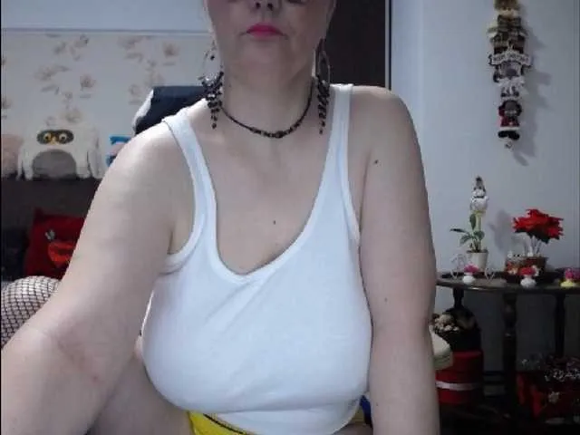 Live sex webcam photo for mary-x #273599891