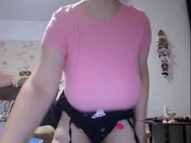 Live sex webcam photo for mary-x #275882426