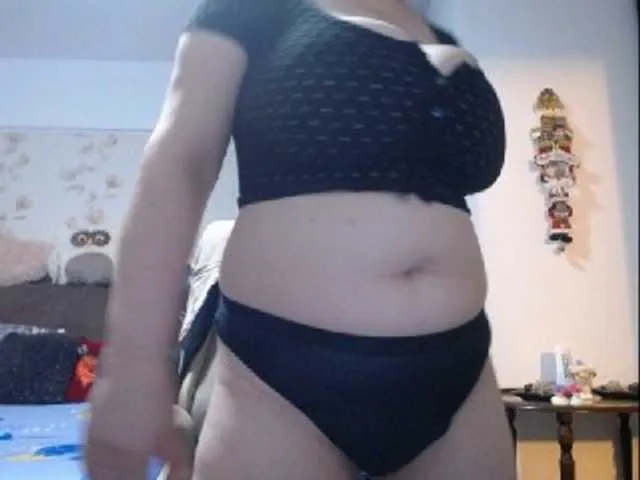 Live sex webcam photo for mary-x #275910451