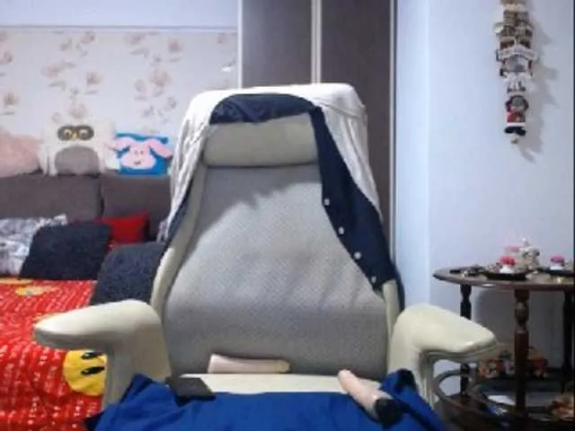 Live sex webcam photo for mary-x #276604182