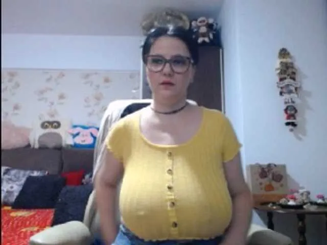 Live sex webcam photo for mary-x #276610975