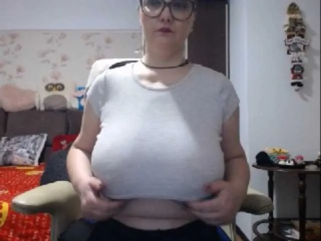 Live sex webcam photo for mary-x #277089643