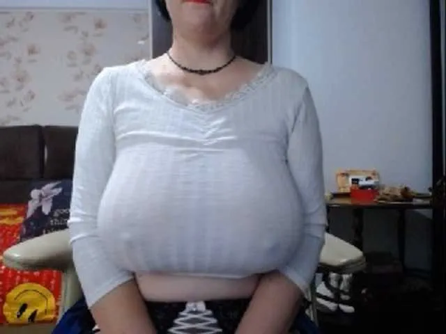 Live sex webcam photo for mary-x #292039320