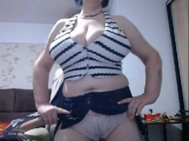 Live sex webcam photo for mary-x #292387042