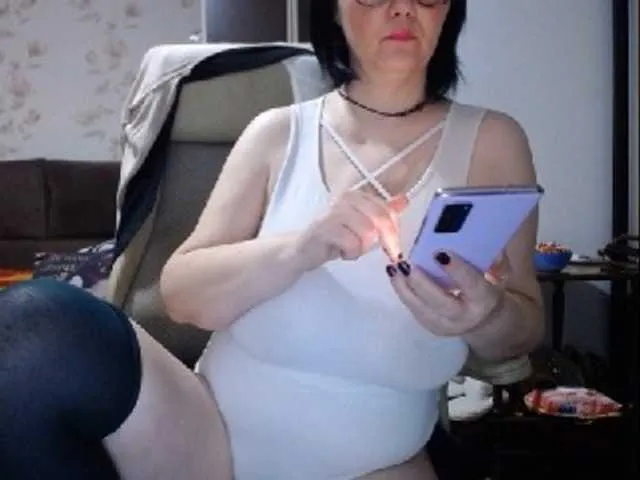Live sex webcam photo for mary-x #293236438