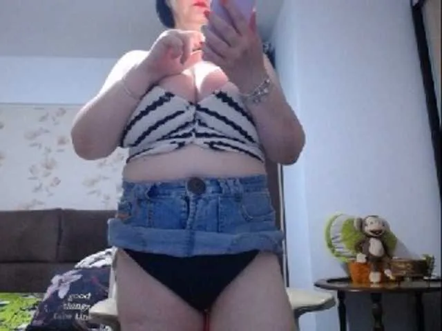Live sex webcam photo for mary-x #293699896
