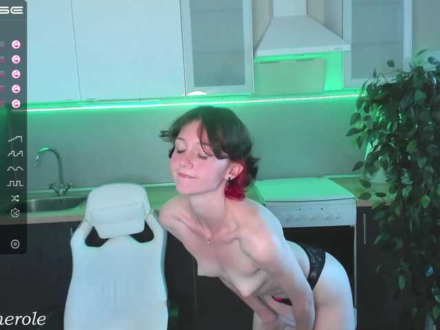 Live sex webcam photo for MaryDesire #274399098