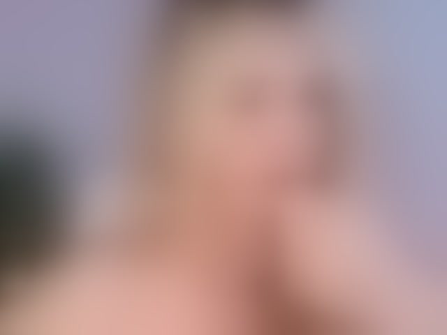 Live sex webcam photo for marykiskis #294325273