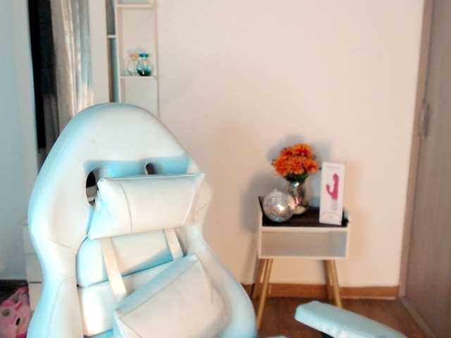 Live sex webcam photo for maryline-w #292186441