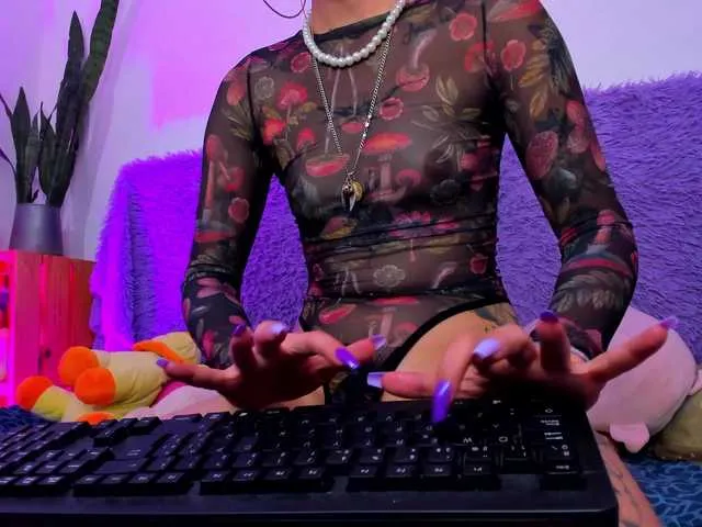 Live sex webcam photo for marymagic #290792041