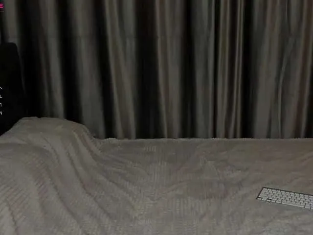 Live sex webcam photo for masskinea #276292765