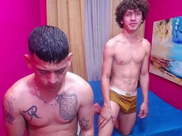 Live sex webcam photo for masterbigcock #292797307