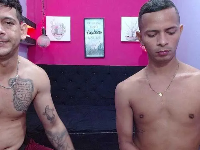 Live sex webcam photo for masterbigcock #293594285
