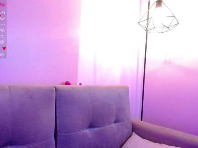 Live sex webcam photo for mathew-honey #275606943