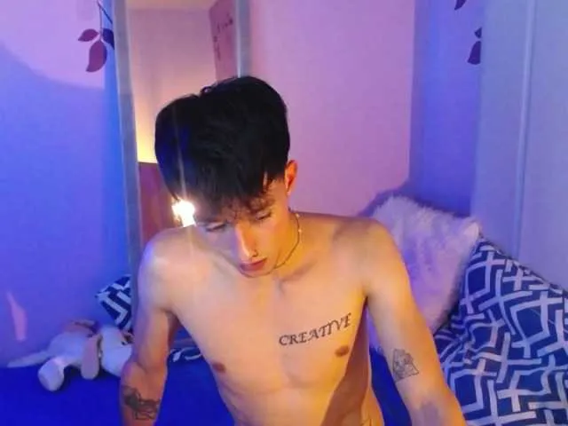 Live sex webcam photo for mathew-honey #277449930