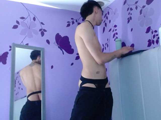 Live sex webcam photo for mathew-honey #277478080