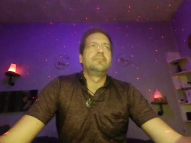 Live sex webcam photo for matrikes1 #290151171