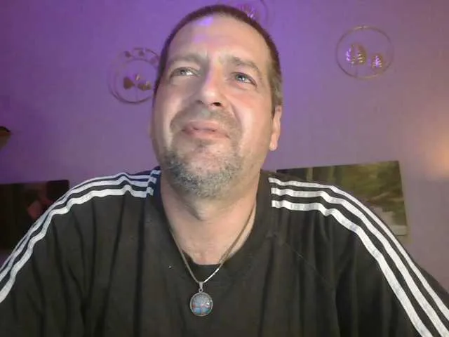 Live sex webcam photo for matrikes1 #290507379