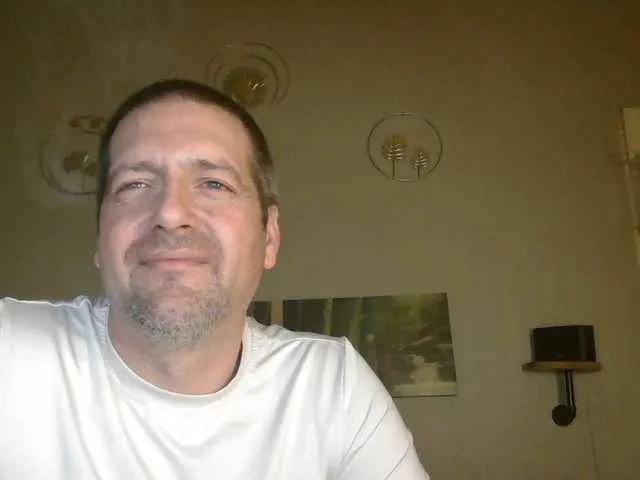 Live sex webcam photo for matrikes1 #290535779