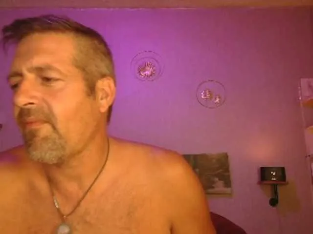 Live sex webcam photo for matrikes1 #291419033