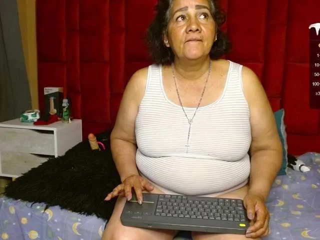 Live sex webcam photo for mature-eva #276958548