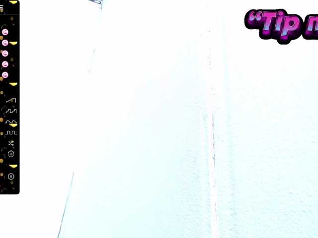 Live sex webcam photo for mature-milf #276070536