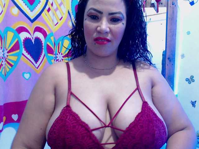 Live sex webcam photo for mature-milf #277249886