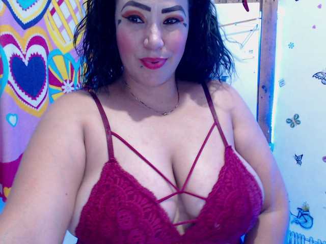 Live sex webcam photo for mature-milf #277362941