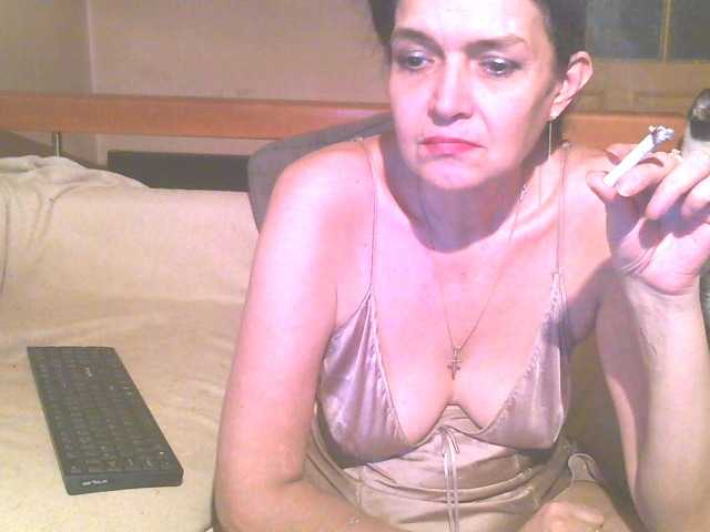 Live sex webcam photo for maturebabe01 #272035096