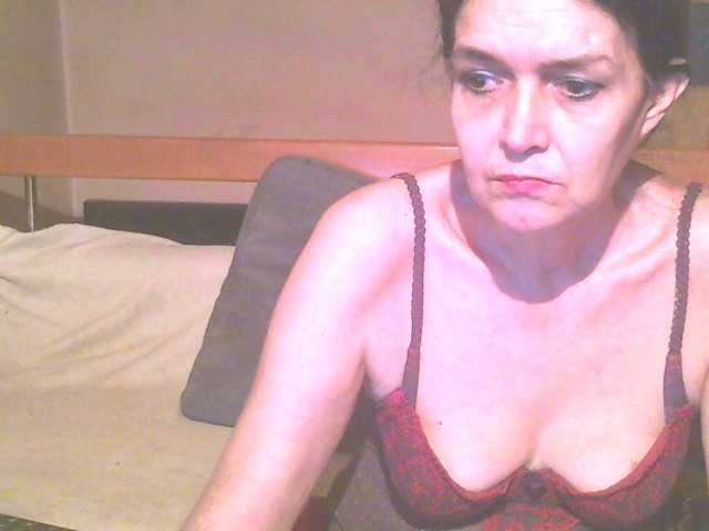 Live sex webcam photo for maturebabe01 #272340791