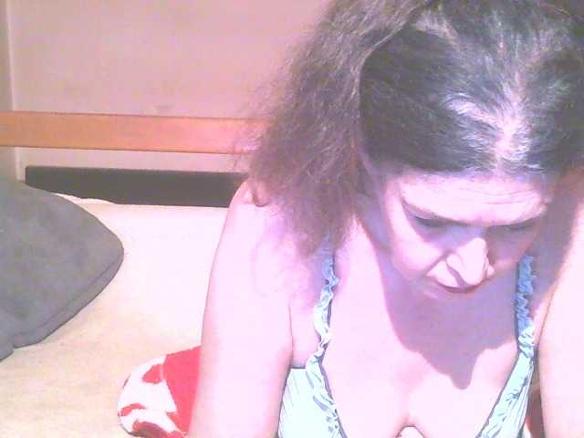 Live sex webcam photo for maturebabe01 #272354463