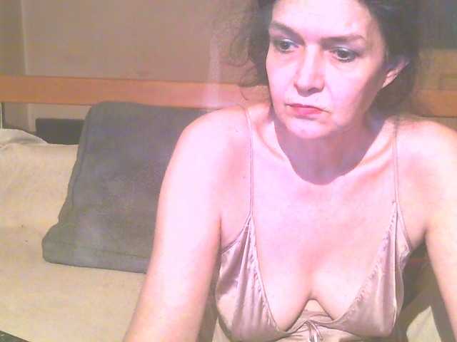 Live sex webcam photo for maturebabe01 #272383321