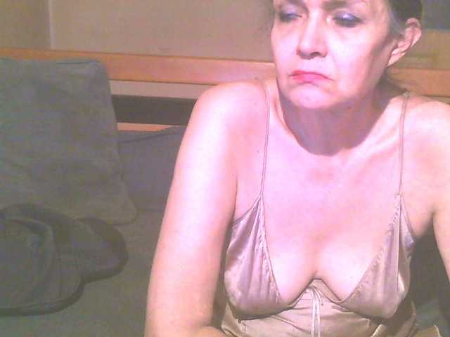 Live sex webcam photo for maturebabe01 #272846923