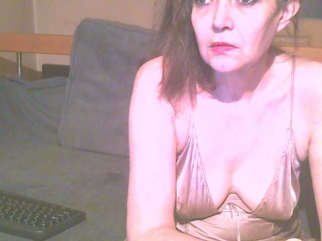 Live sex webcam photo for maturebabe01 #272921675