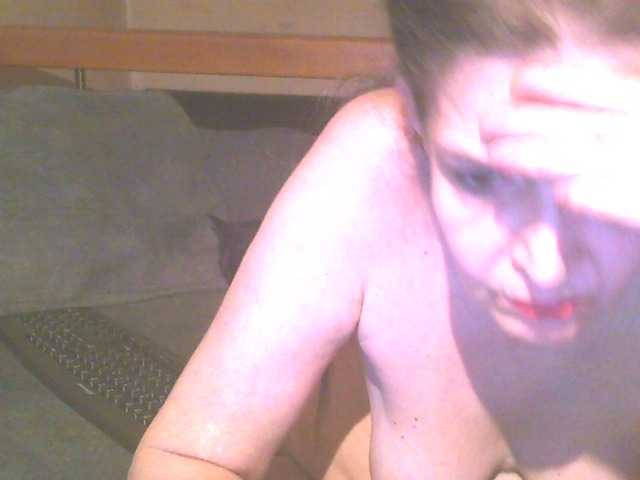 Live sex webcam photo for maturebabe01 #273041294