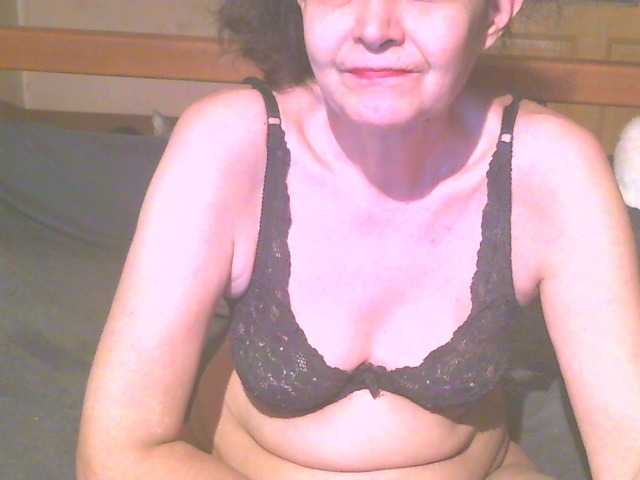 Live sex webcam photo for maturebabe01 #273161730