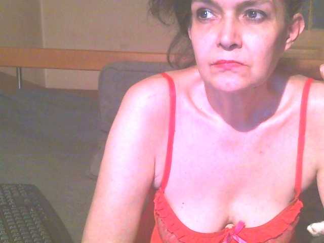 Live sex webcam photo for maturebabe01 #273172785