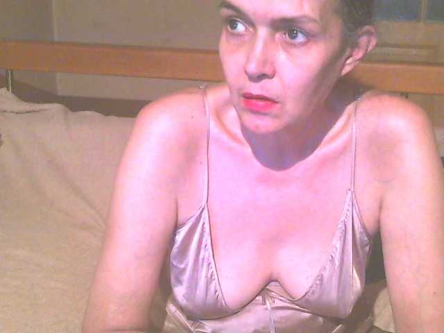 Live sex webcam photo for maturebabe01 #273553935