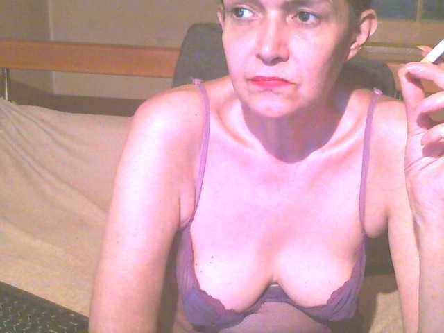 Live sex webcam photo for maturebabe01 #273573883