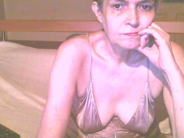 Live sex webcam photo for maturebabe01 #273923581
