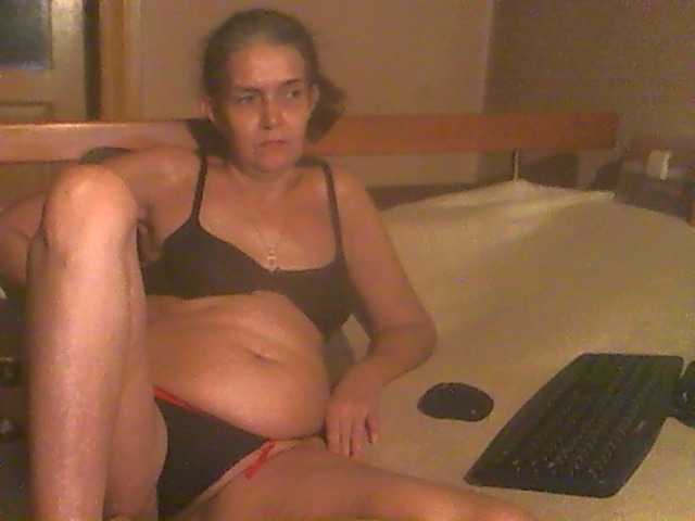 Live sex webcam photo for maturebabe01 #274090510