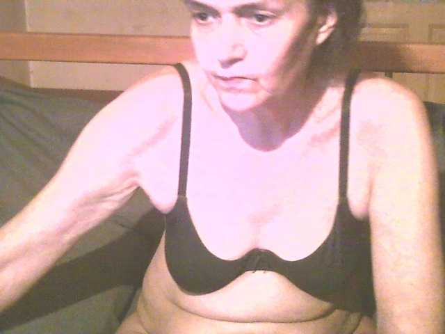 Live sex webcam photo for maturebabe01 #274543557