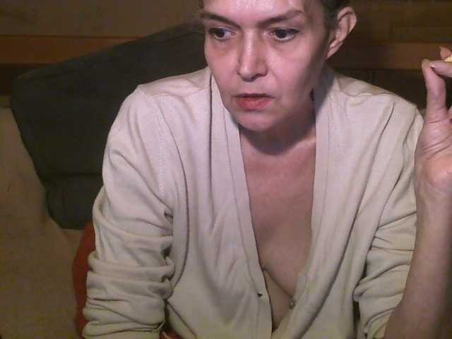 Live sex webcam photo for maturebabe01 #276711517