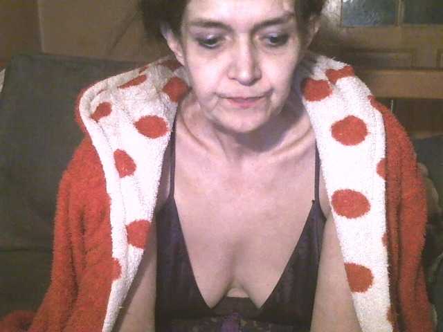 Live sex webcam photo for maturebabe01 #277096493